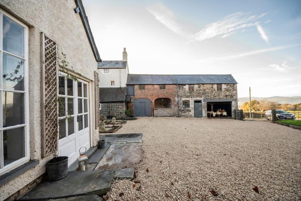 Georgian Country House -Panoramic Views -Sleeps 12 Ruthin Zewnętrze zdjęcie