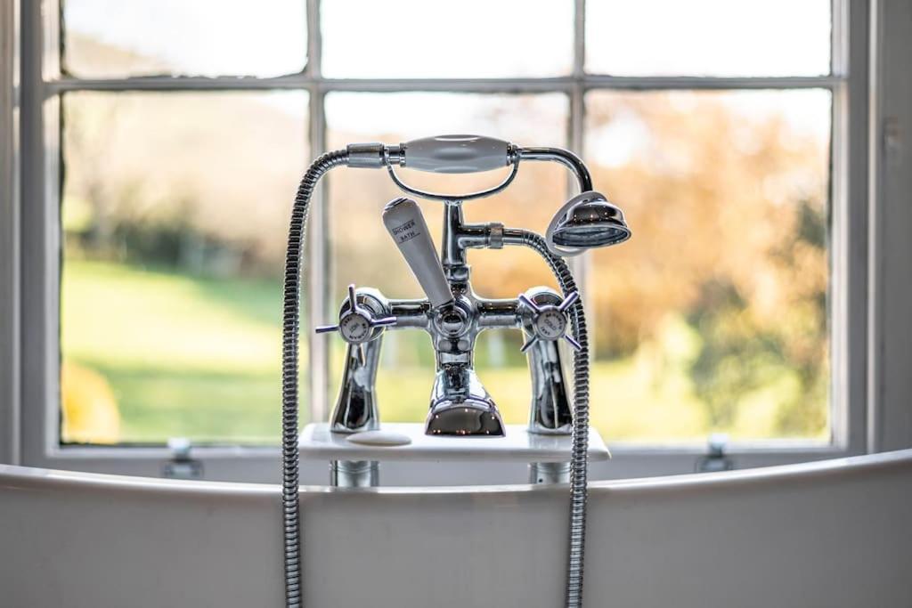 Georgian Country House -Panoramic Views -Sleeps 12 Ruthin Zewnętrze zdjęcie